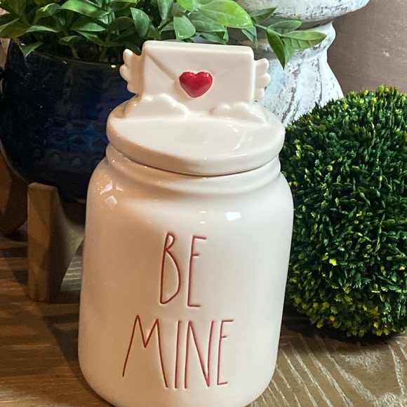 New! Valentines Day Rae Dunn Ceramic BE MINE Love Letter Canister Lid - Picture 2 of 9
